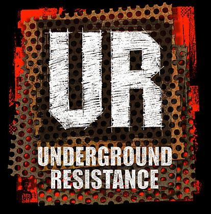 [img width=413 height=419 cacheid=000f97e5002bc1b832fd6e6b1a02442391]https://album.partyflock.nl/23925927.jpg[/img]