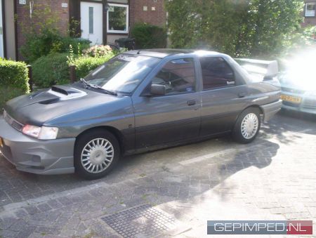 [img width=450 height=339 cacheid=000fa269002bd70a27dba6391a024633c0]http://www.gepimped.nl//_mm/_d/_car/1689/big_uitgebouwde%20ford%20orion%20solar%20met%2011%20maanden%20apk1.jpg[/img]