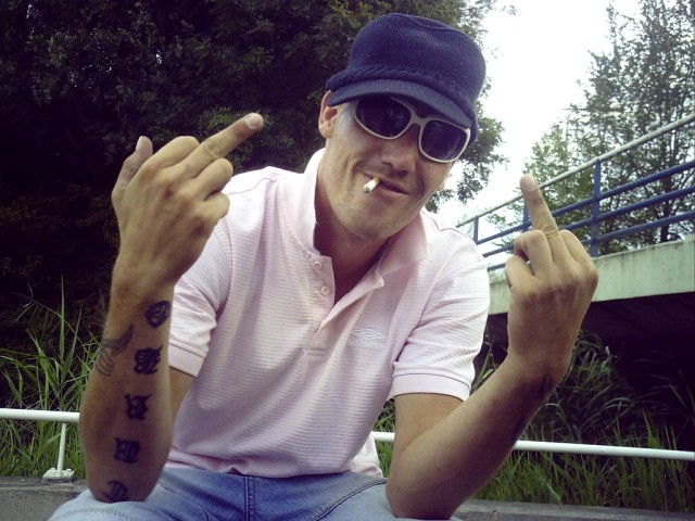 [img width=640 height=480 cacheid=00100757002ca00b608ce6ea1e000dd2ab]https://album.partyflock.nl/70643169.jpg[/img]