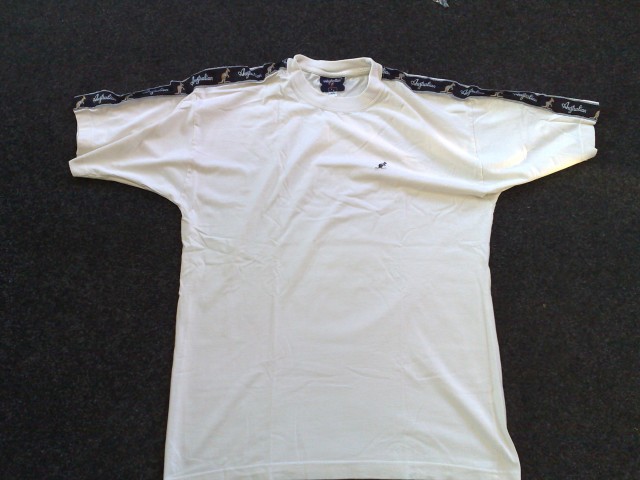 [img width=640 height=480 cacheid=00101bf2002cc8510ca9bd151a025dbe97]https://album.partyflock.nl/53777426.jpg[/img]