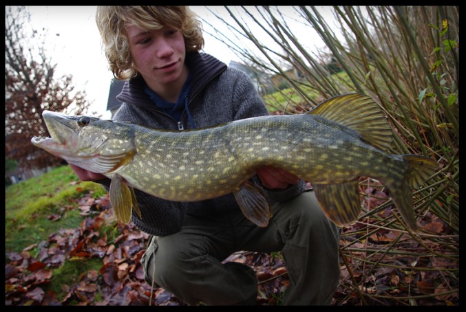 [img width=677 height=454 cacheid=001035a2002cf72efbec60831a0261f82a]https://album.partyflock.nl/55807656.jpg[/img]