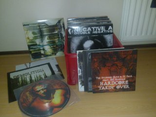 [img width=320 height=240 cacheid=0010a115002db282f8ddef371a0287f8a0]http://img29.imageshack.us/img29/806/hardcoret.jpg[/img]