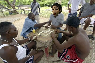 [img width=401 height=266 cacheid=0010bb32002ddc19bedae77d1a028d76fe]http://img17.imageshack.us/img17/1831/midominospeler.jpg[/img]