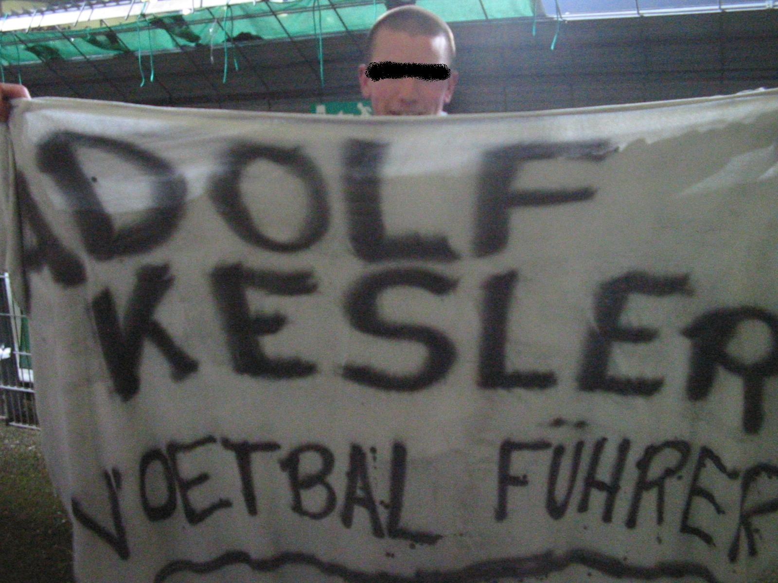 [img width=1024 height=768 cacheid=00113a45002e9bf75c48d68d1a02ab3e09]http://img44.imageshack.us/img44/1265/rkc040530.jpg[/img]