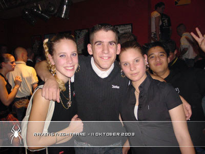 [img width=400 height=300 cacheid=00117bcf002ef53ec7ea32c11a02b672db]http://sphotos.ak.fbcdn.net/hphotos-ak-snc4/hs023.snc4/33492_102524376471644_100001422457214_18254_843321_n.jpg[/img]