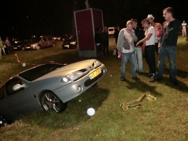 [img width=640 height=480 cacheid=0011d5a1002f64d6b7568e4b1a02c63c5c]http://www.zekestijl.nl/albums/2011/Defqon1Festival2011/defqon201110.jpg[/img]