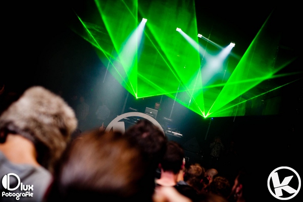 [img width=600 height=400 cacheid=0012154e002faeb66f765e9a1a02cc9232]http://www.kozzmozz.com/images/upload/kozzmozz/11-12-17-Foto/dlux_08.jpg[/img]