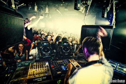 [img width=500 height=333 cacheid=00126fc10030129894cfdb040a003e97a3]http://farm7.static.flickr.com/6112/6284875816_498328cdf1.jpg[/img]