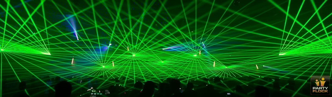 [img cacheid=00127ec2000ade88f8e892fe1e0003af9c]https://photo.partyflock.nl/images/133534/main/477900.jpg[/img]