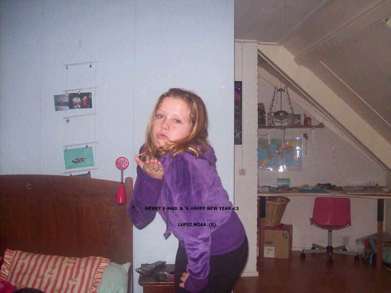 [img width=1024 height=768 cacheid=0012cfa9000192eec3072a291000faaf7d]http://img84.imageshack.us/img84/7947/lovelovexk5.jpg[/img]