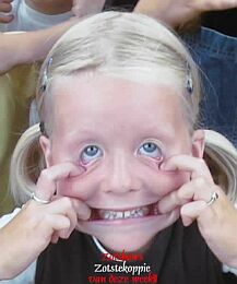 [img cacheid=00132adb00134c04a7cda5641a0066e0b0]http://www.kindervermaak.nl/gekkebek.jpg[/img]