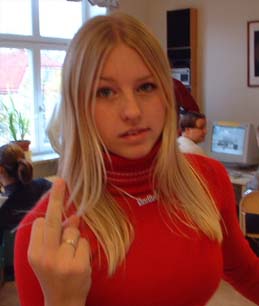 [img cacheid=001344ba0013a15bd926dd451a0086ed0b]http://pittance.nodalpoint.net/doc/bonnasses/146.jpe[/img]