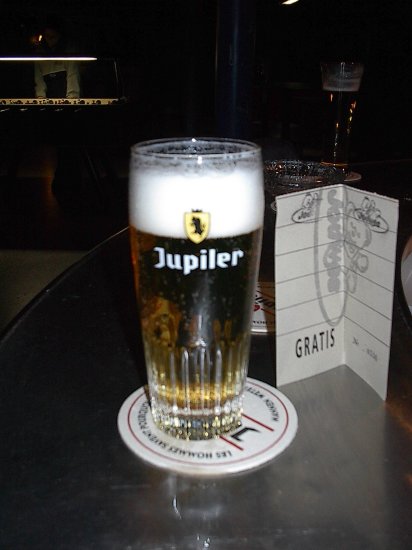 [img width=412 height=550 cacheid=0013574500072b7d668e50b31a00a4e581]http://cmdstud.khlim.be/~bborsboom/Jouwes/Jupiler.jpg[/img]