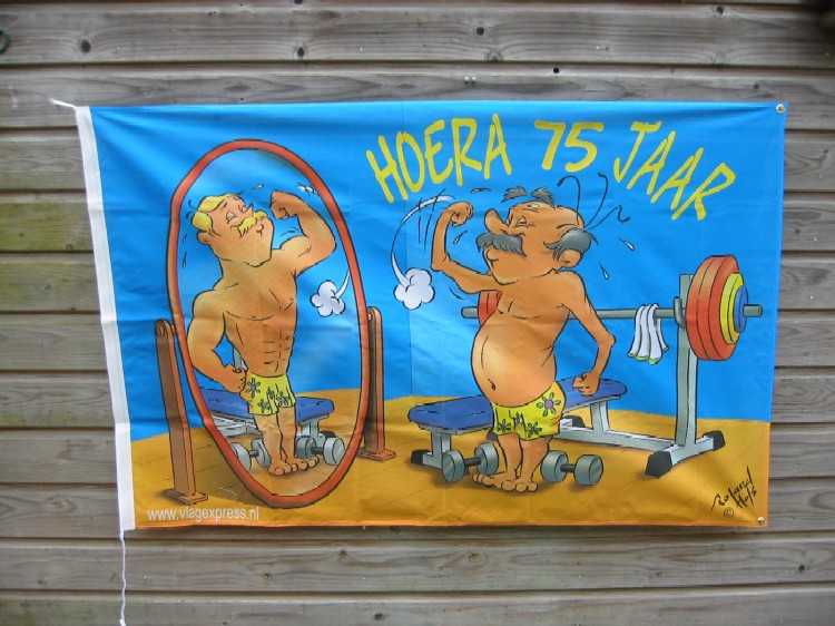 [img width=640 height=480 cacheid=00136b4e0019bf41e8362bf21a00c8494e]http://www.dekraamvlag.nl/vlagexpress/abraham.jpg[/img]