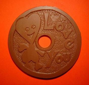 [img width=351 height=336 cacheid=00138d45001e50feddad3cd71a0105a42f]http://www.chocolatenovelties.co.uk/image/Chocolate%20CDs/Chocolate%20Design,Love%20You,Hart%20Man,C.D.%20web.JPG[/img]