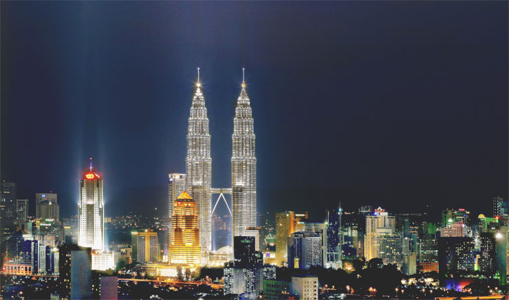 [img width=721 height=426 cacheid=0013ab25002198f2890e18b51a0139e710]http://digitalartist.com.my/img_collection/malaysia/Kuala-Lumpur-Skyline-2.jpg[/img]