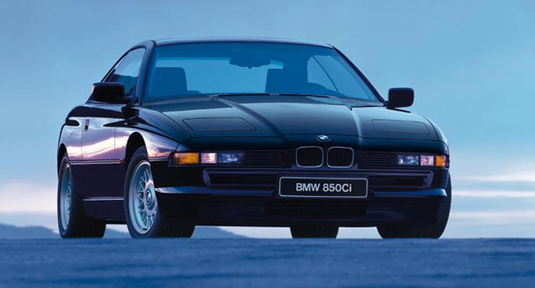 [img width=600 height=323 cacheid=0013aba40021a27d55851aac1a013ab14c]http://maxime.macron.free.fr/Voitures/Images/BMW850Ci_2.JPG[/img]