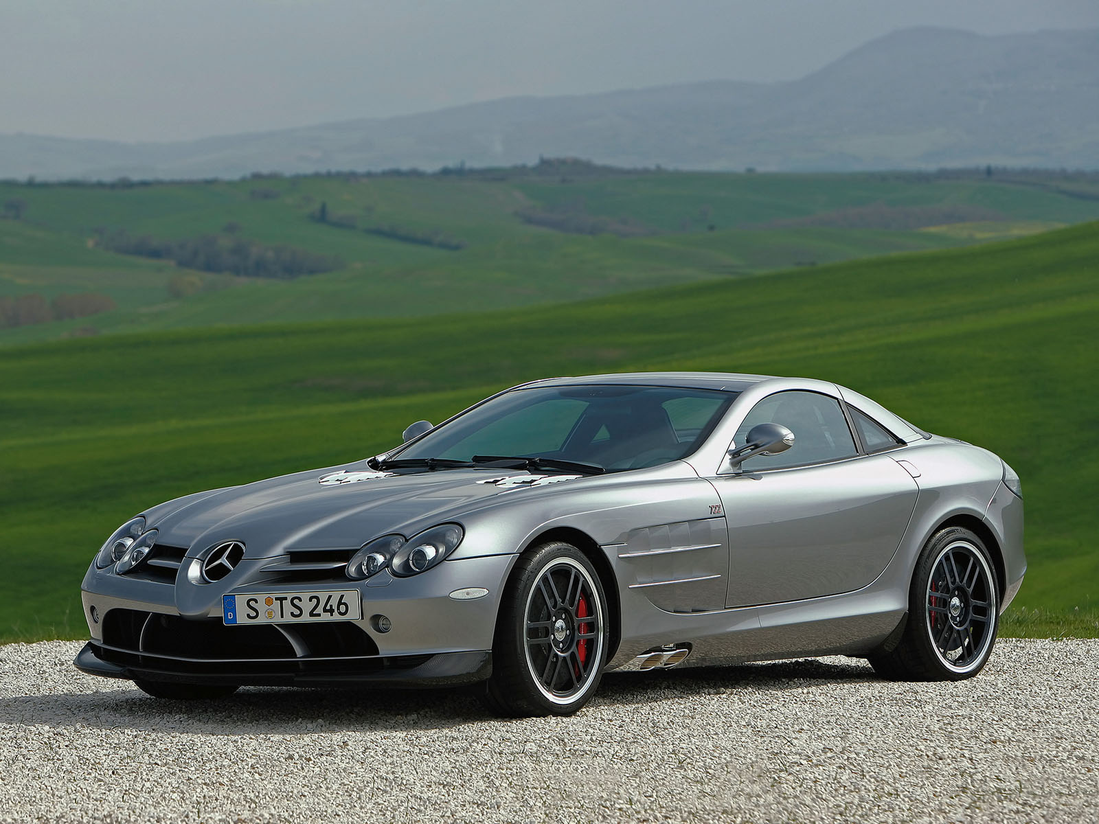 [img width=480 height=360 cacheid=00140abb00280f63c43d9daa1a01e69c01]http://autoimage.autoweb.cz/mercedes/Mercedes-Benz_SLR_722_Edition-001.jpg[/img]