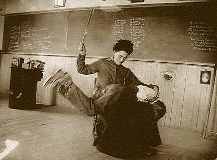 [img width=432 height=319 cacheid=00141fc2000228ebd9453bf91a022a7b30]http://www.geocities.com/enrol57/spank.jpg[/img]