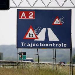 [img width=256 height=256 cacheid=0015d81e0031e9fc6433d2811a02dc4533]http://bin.snmmd.nl/m/m1mxwqla80vq_sqr256.jpg[/img]