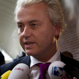 [img width=256 height=256 cacheid=0015d8b70031eaaa1e60a0131a02dc549d]http://bin.snmmd.nl/m/m1nxh45a9dwn_sqr256.jpg[/img]