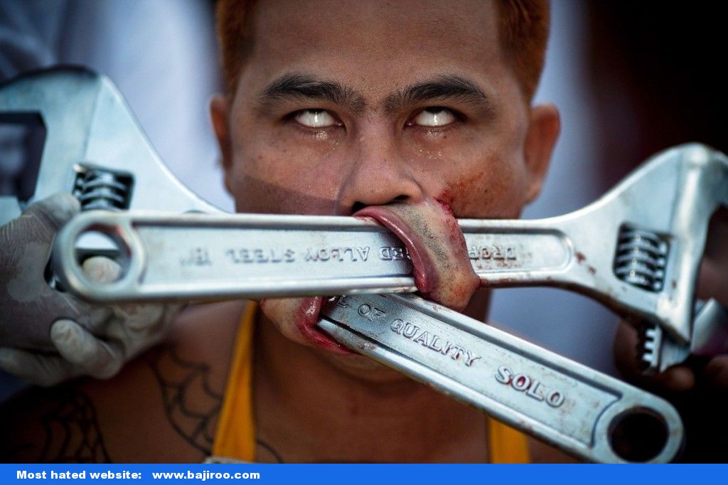 [img width=1024 height=682 cacheid=0015df310031f1f8889a606e1a02dcf815]http://www.bajiroo.com/wp-content/uploads/2013/01/crazy-funny-nose-piercing-people-men-girls-in-world-funny-images-4-1024x682.jpg[/img]