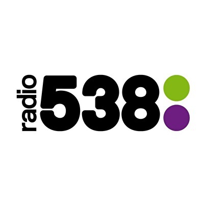 Sunnery James en Ryan Marciano live op Radio 538 tijdens radioshow vanuit een rijdende bus
